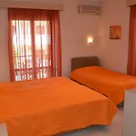 Hotel Elli Maria 2*