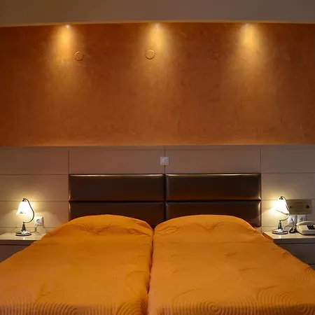 Elli Maria 2* לימנאס