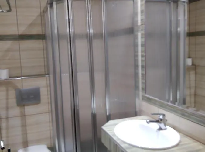 埃利玛丽亚旅馆 酒店