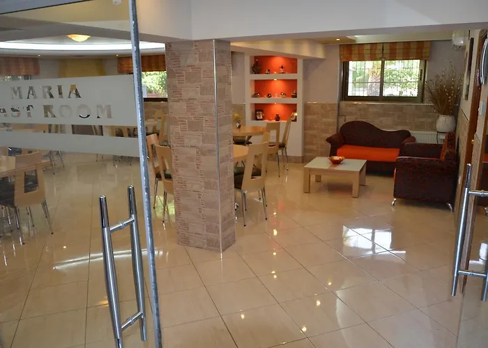 埃利玛丽亚旅馆 2*